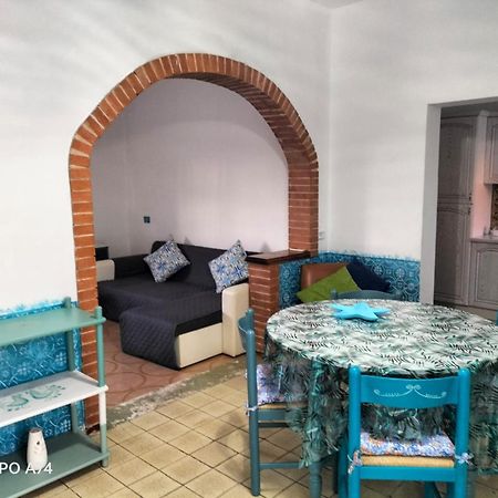 Casa Vacanze Sa Cresiedda Iglesias Kültér fotó