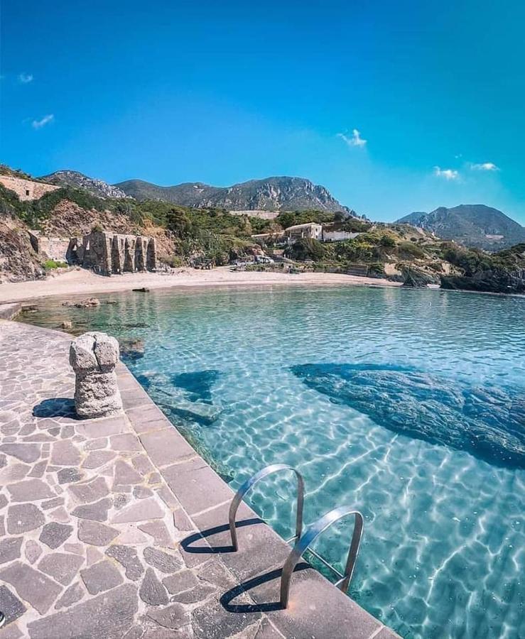 Casa Vacanze Sa Cresiedda Iglesias Kültér fotó